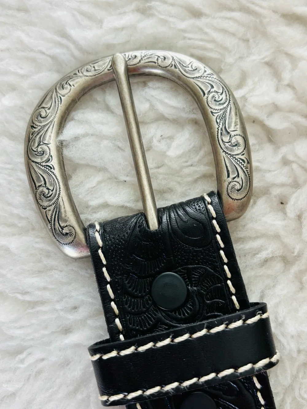 Classic Black Embossed Leather Western Belt with Engraved Silver Buckle Sz 38